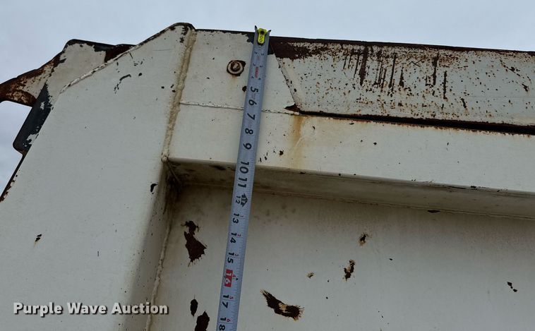 image for item EJ3416 2007 Sterling LT7500 dump truck