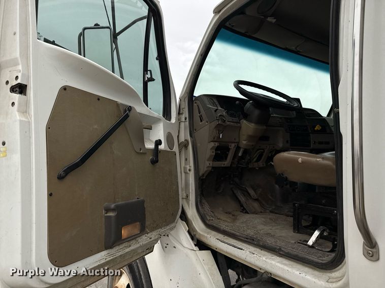 image for item EJ3416 2007 Sterling LT7500 dump truck