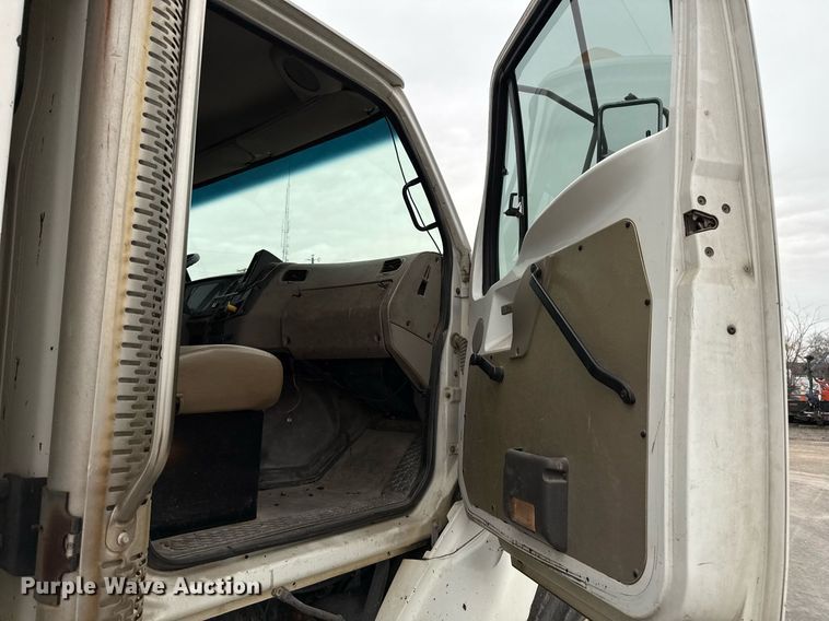 image for item EJ3416 2007 Sterling LT7500 dump truck