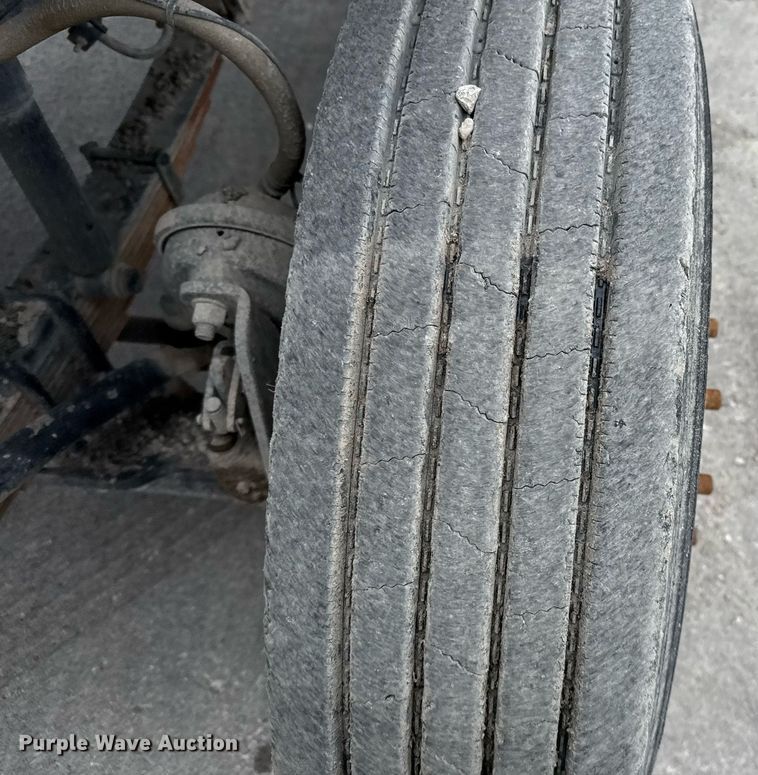 image for item EJ3416 2007 Sterling LT7500 dump truck