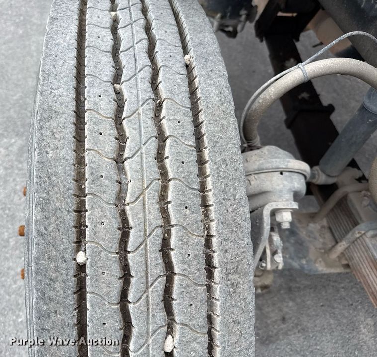 image for item EJ3416 2007 Sterling LT7500 dump truck