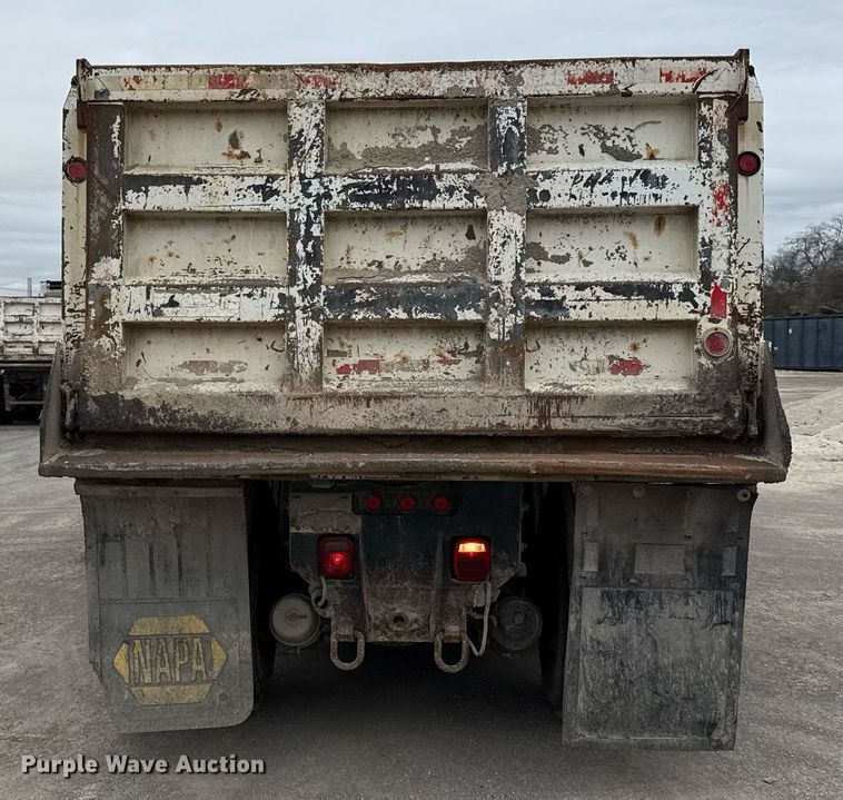 image for item EJ3417 2007 Sterling LT7500 dump truck