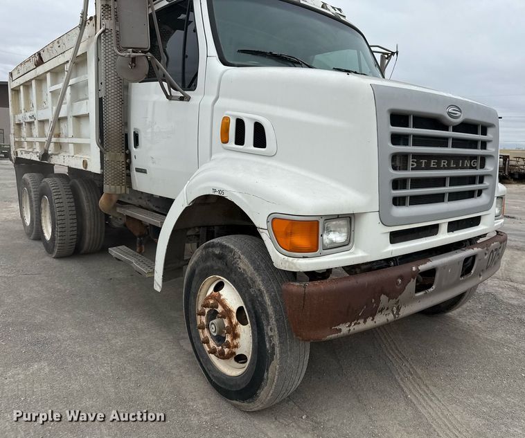 image for item EJ3417 2007 Sterling LT7500 dump truck