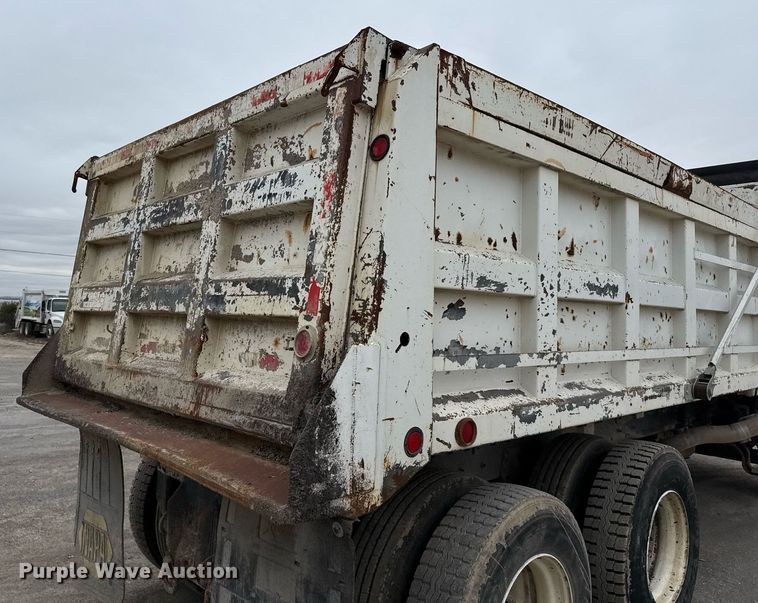 image for item EJ3417 2007 Sterling LT7500 dump truck