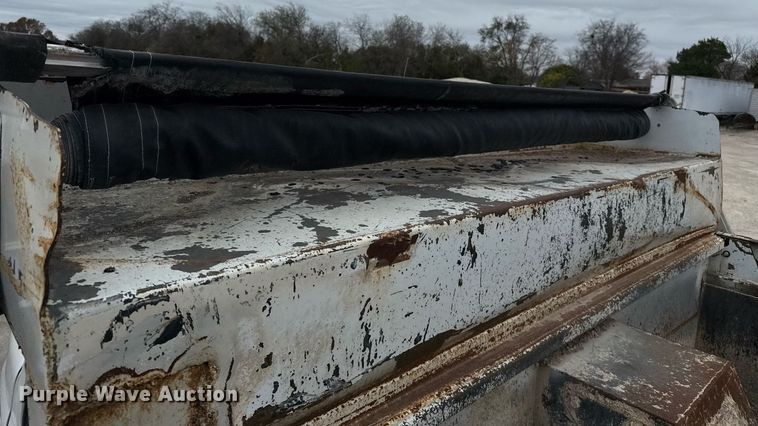 image for item EJ3417 2007 Sterling LT7500 dump truck