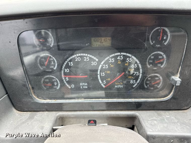 image for item EJ3417 2007 Sterling LT7500 dump truck