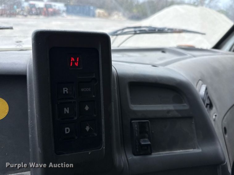 image for item EJ3417 2007 Sterling LT7500 dump truck