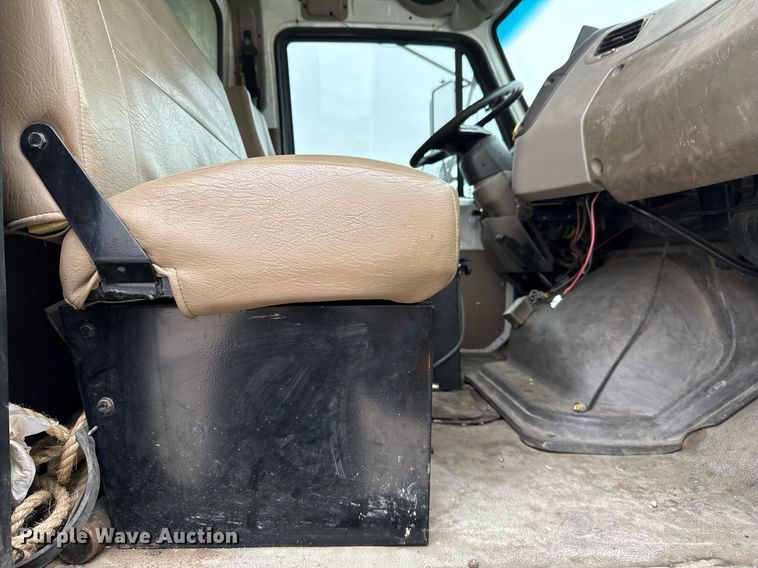 image for item EJ3417 2007 Sterling LT7500 dump truck