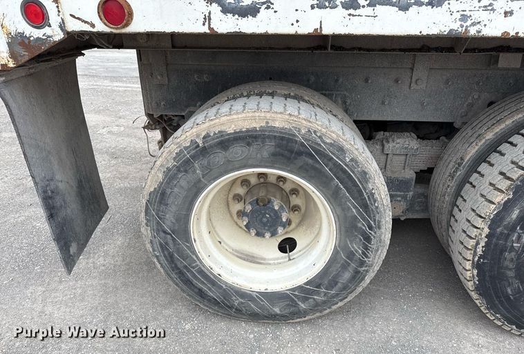 image for item EJ3417 2007 Sterling LT7500 dump truck