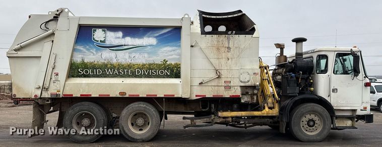 image for item EJ3418 2015 AutoCar ACX Xpeditor refuse truck