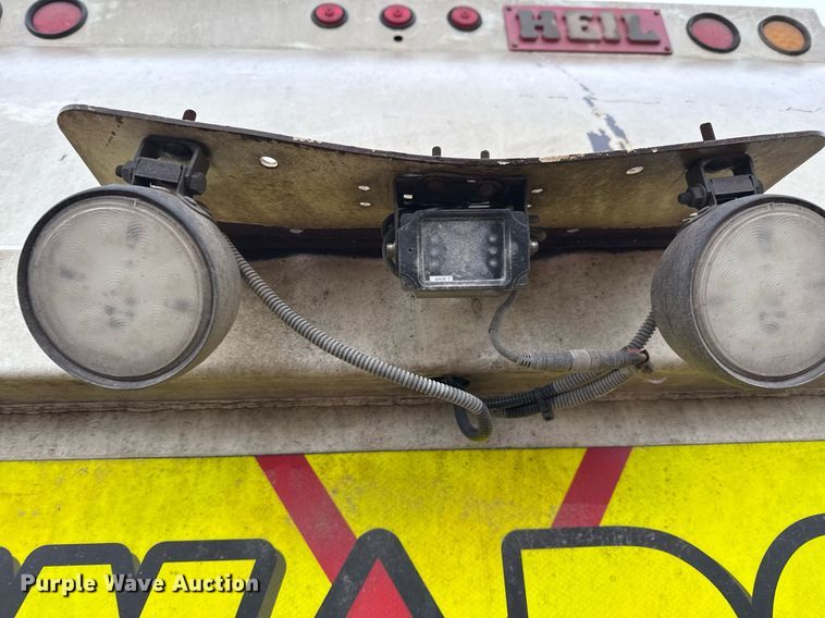 image for item EJ3418 2015 AutoCar ACX Xpeditor refuse truck