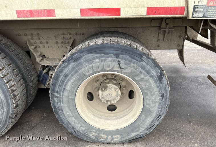 image for item EJ3418 2015 AutoCar ACX Xpeditor refuse truck