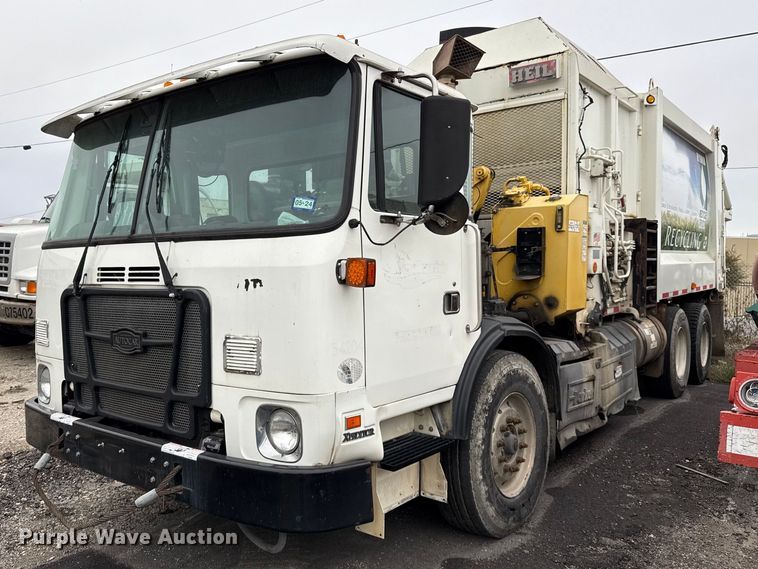 image for item EJ3419 2015 Autocar ACX Xpeditor refuse truck