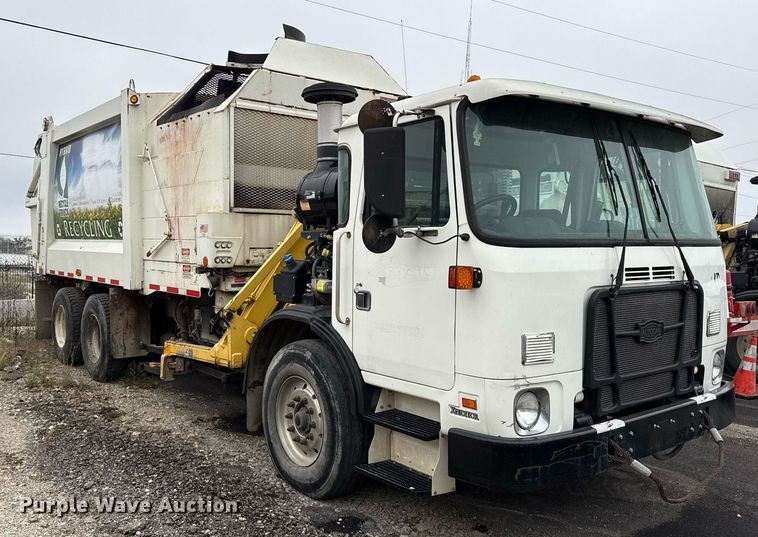 image for item EJ3419 2015 Autocar ACX Xpeditor refuse truck