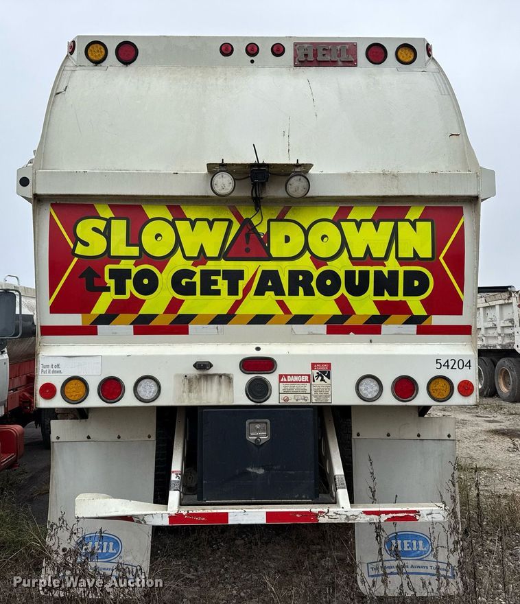 image for item EJ3419 2015 Autocar ACX Xpeditor refuse truck