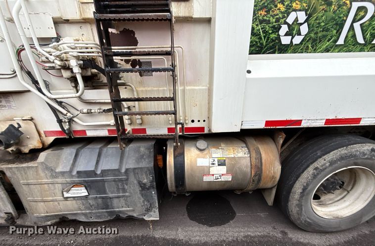 image for item EJ3419 2015 Autocar ACX Xpeditor refuse truck