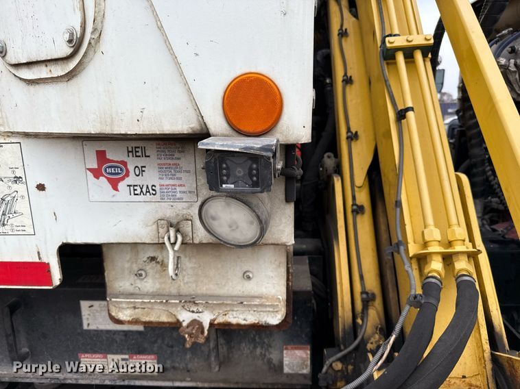 image for item EJ3419 2015 Autocar ACX Xpeditor refuse truck