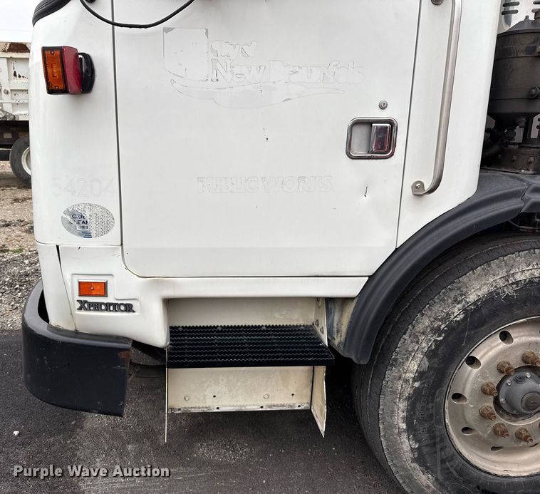 image for item EJ3419 2015 Autocar ACX Xpeditor refuse truck