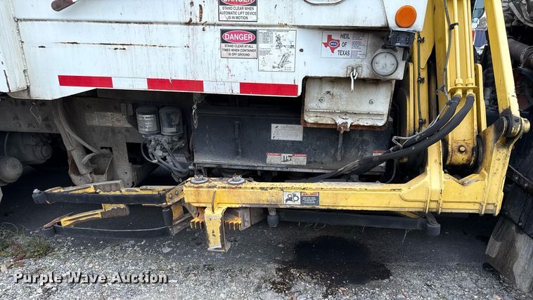 image for item EJ3419 2015 Autocar ACX Xpeditor refuse truck