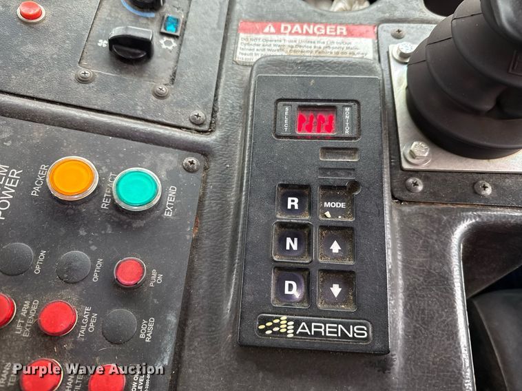 image for item EJ3419 2015 Autocar ACX Xpeditor refuse truck