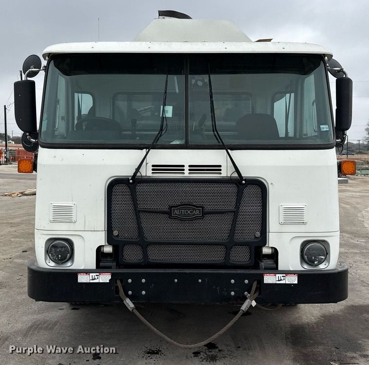 image for item EJ3420 2018 Autocar ACX Xpeditor refuse truck