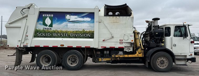 image for item EJ3420 2018 Autocar ACX Xpeditor refuse truck