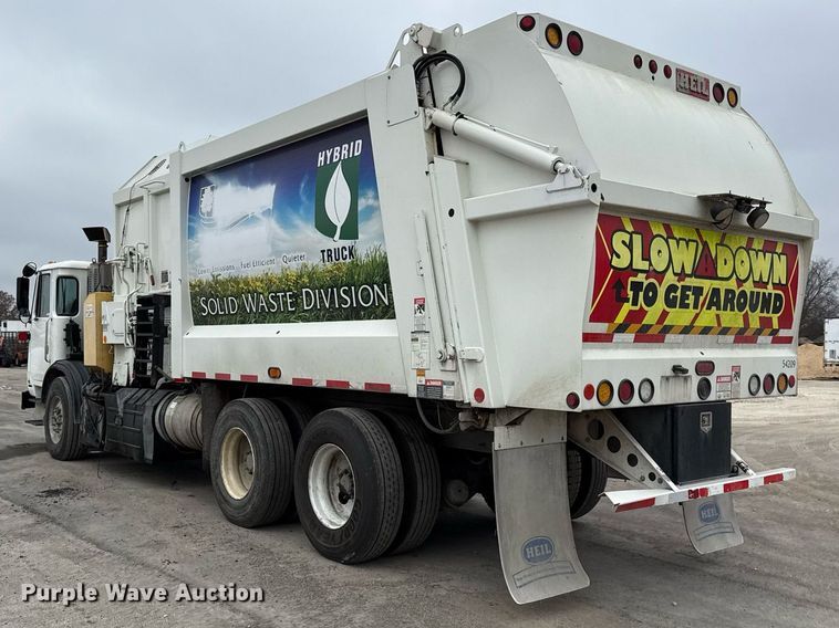 image for item EJ3420 2018 Autocar ACX Xpeditor refuse truck