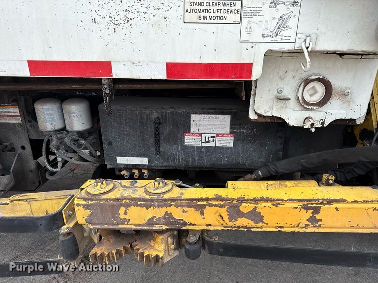 image for item EJ3420 2018 Autocar ACX Xpeditor refuse truck