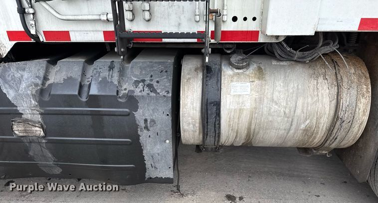 image for item EJ3420 2018 Autocar ACX Xpeditor refuse truck