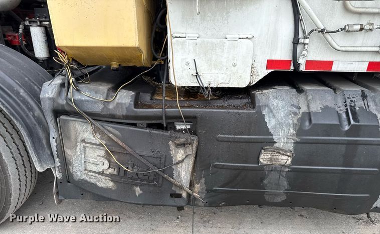 image for item EJ3420 2018 Autocar ACX Xpeditor refuse truck