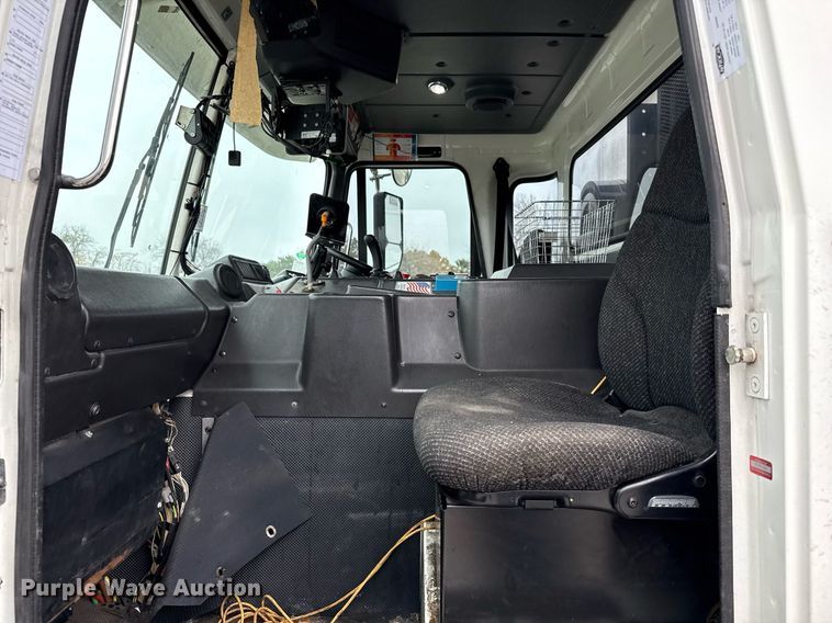 image for item EJ3420 2018 Autocar ACX Xpeditor refuse truck