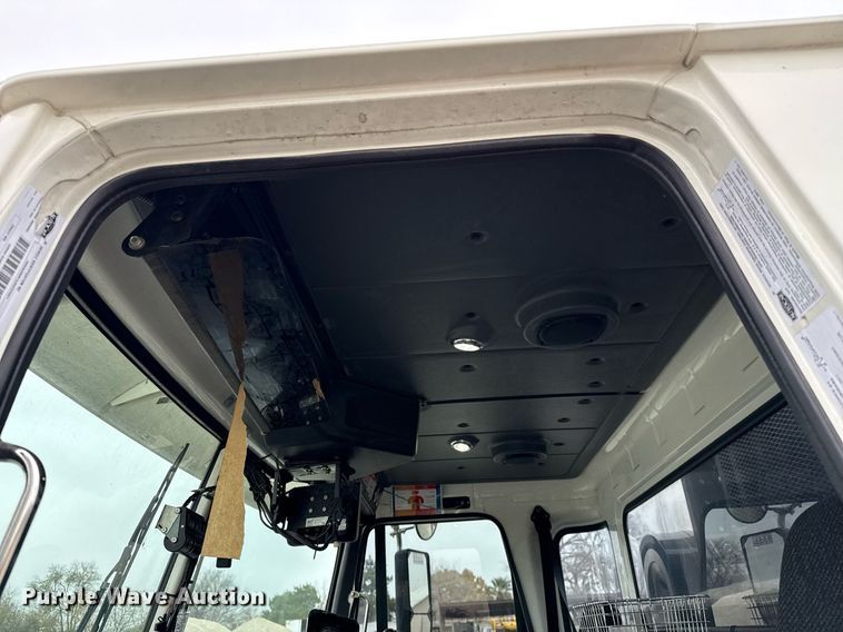 image for item EJ3420 2018 Autocar ACX Xpeditor refuse truck