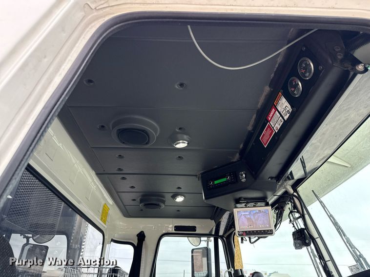 image for item EJ3420 2018 Autocar ACX Xpeditor refuse truck