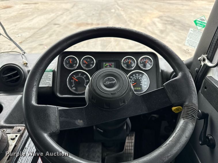 image for item EJ3420 2018 Autocar ACX Xpeditor refuse truck