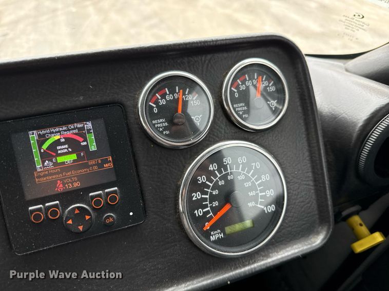 image for item EJ3420 2018 Autocar ACX Xpeditor refuse truck