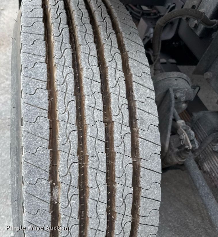 image for item EJ3420 2018 Autocar ACX Xpeditor refuse truck