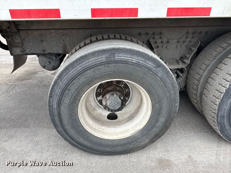 image for item EJ3420 2018 Autocar ACX Xpeditor refuse truck