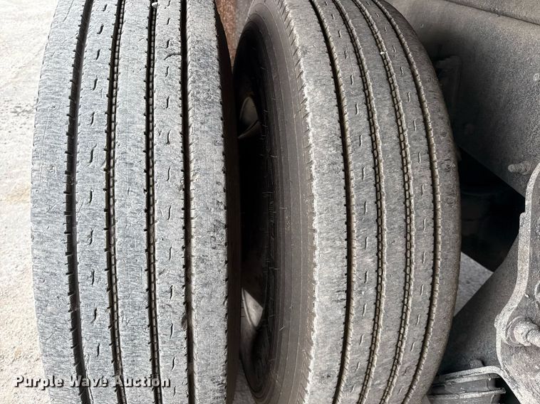 image for item EJ3420 2018 Autocar ACX Xpeditor refuse truck