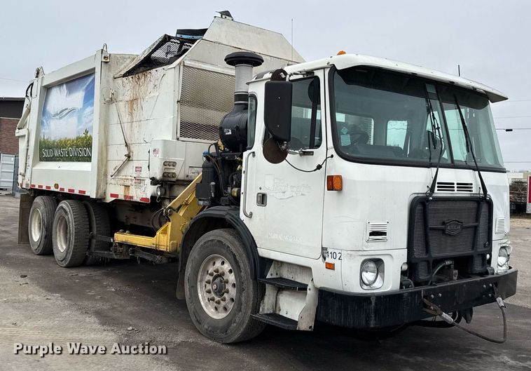 image for item EJ3421 2014 AutoCar ACX Xpeditor refuse truck