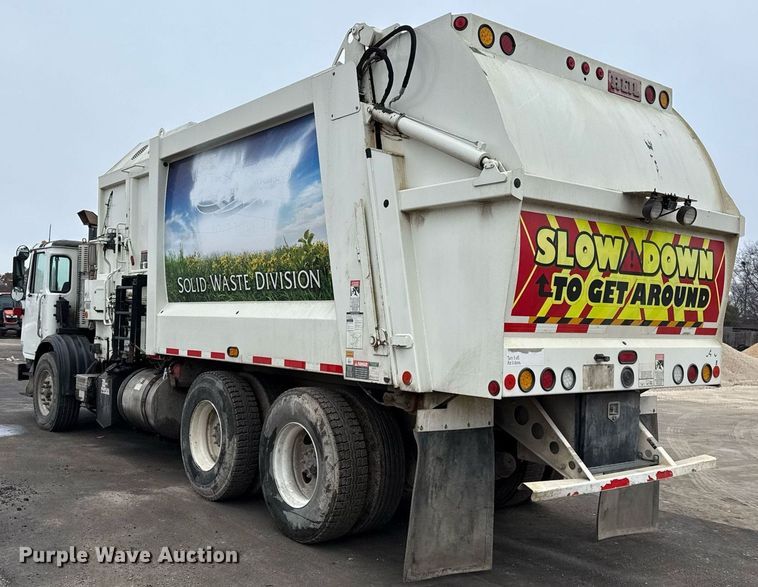 image for item EJ3421 2014 AutoCar ACX Xpeditor refuse truck