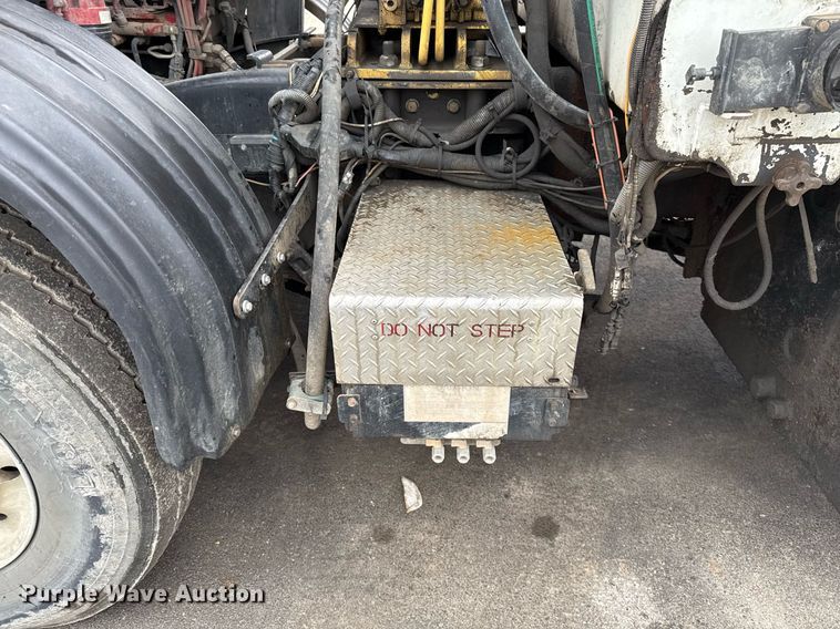 image for item EJ3421 2014 AutoCar ACX Xpeditor refuse truck