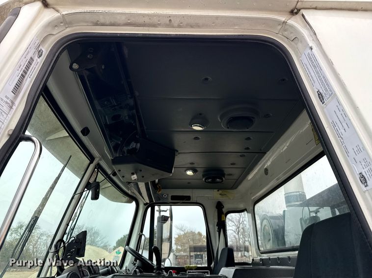 image for item EJ3421 2014 AutoCar ACX Xpeditor refuse truck