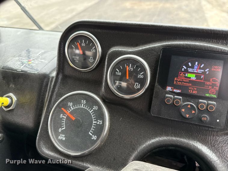 image for item EJ3421 2014 AutoCar ACX Xpeditor refuse truck