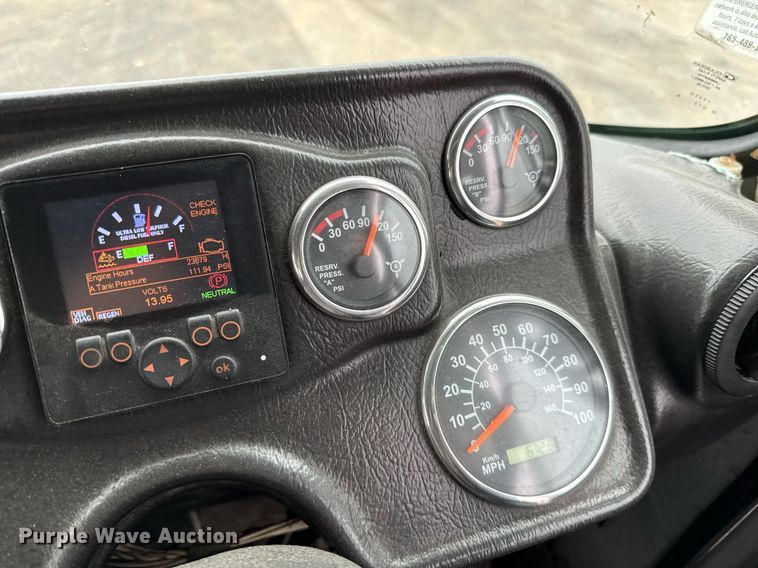 image for item EJ3421 2014 AutoCar ACX Xpeditor refuse truck