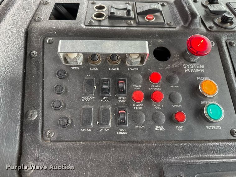 image for item EJ3421 2014 AutoCar ACX Xpeditor refuse truck