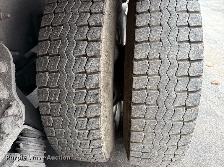 image for item EJ3421 2014 AutoCar ACX Xpeditor refuse truck