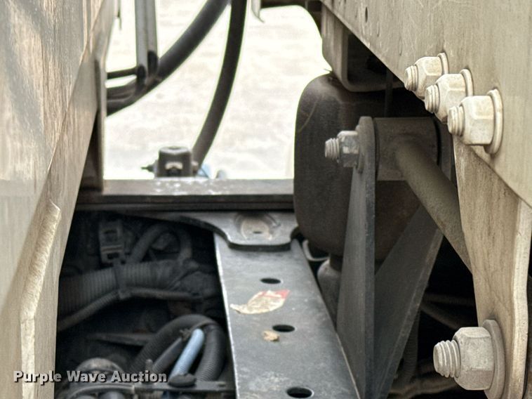 image for item EJ3422 2016 Freightliner Business Class M2 106 refuse truck