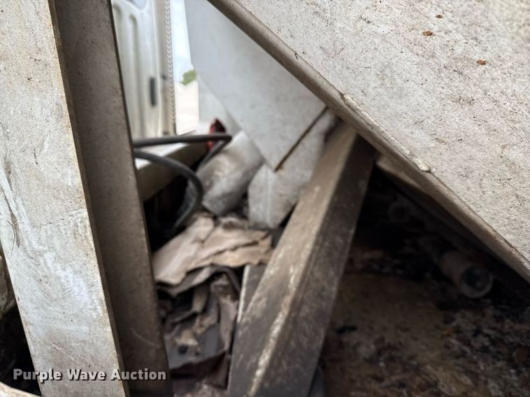 image for item EJ3422 2016 Freightliner Business Class M2 106 refuse truck