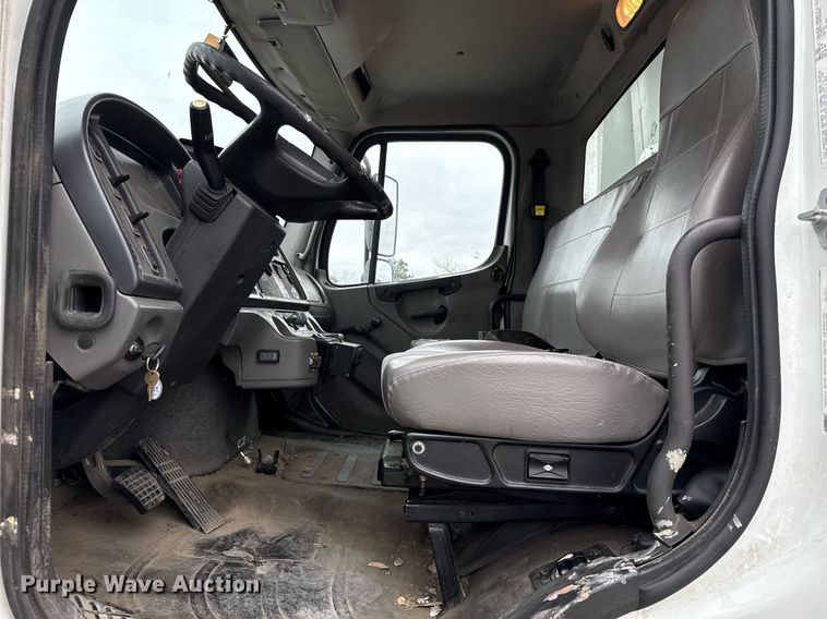 image for item EJ3422 2016 Freightliner Business Class M2 106 refuse truck