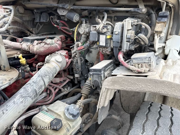 image for item EJ3422 2016 Freightliner Business Class M2 106 refuse truck